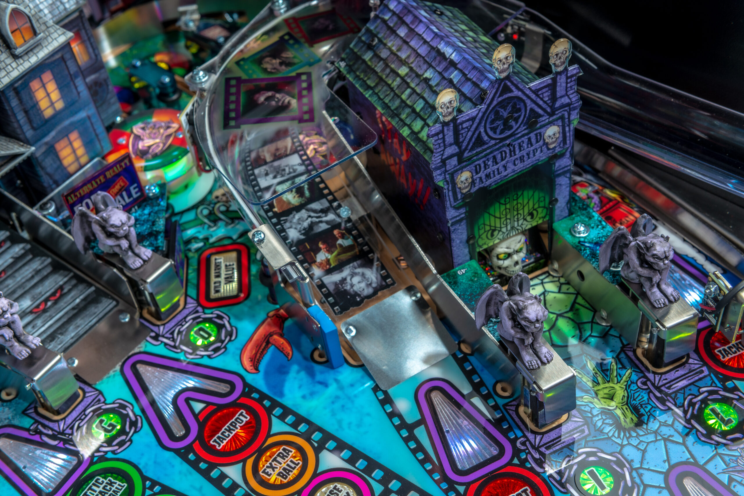 Elvira-Premium-Details-12