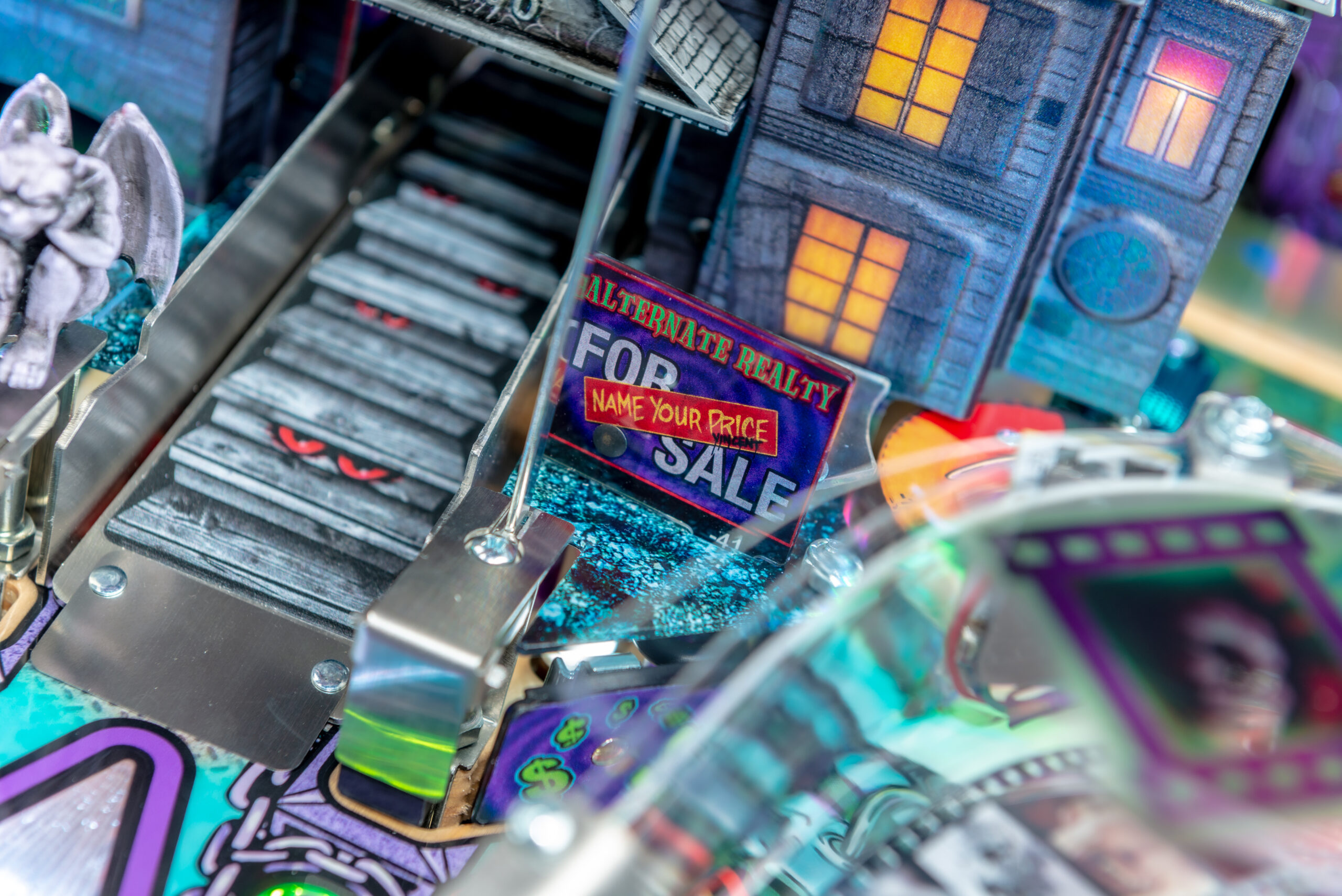 Elvira-Premium-Details-23