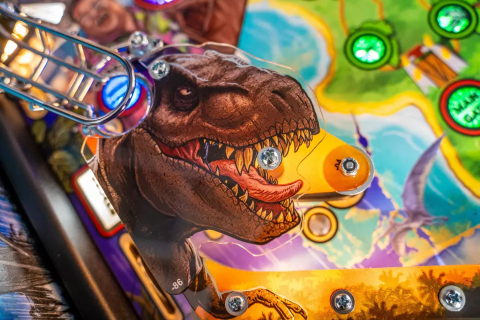 Low-Res_JurassicPark-30th-LE-Details-Ambient-06-scaled-960×640